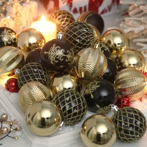 Boule décorative de Noël 6CM24 en plastique noir et or avec graphiques imprimés UV pour décorations d'ambiance de centre commercial - Product Image 5