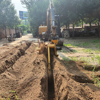 Trancheuse à chaînes montée sur tracteur, attelage 3 points, machine à creuser pour la pose de câbles et le creusement de canalisations d'irrigation