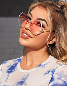2025 New Fashion Rhinester Sunglasses Female Slimming Sunglasses Tide Sunscreen Anti-UV <strong>Korean</strong> Style <strong>Glasses</strong> - Product Image 6