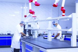 500ml Usine <span class=keywords><strong>Prix</strong></span> Offre Spéciale Produit De Soin De Voiture Aérosol Silicone Tire Shine - Product Image 5