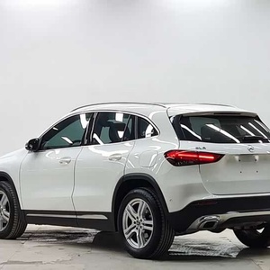 <span class=keywords><strong>Mercedes</strong></span>-Benz GLA 180 2022 : SUV Urbain Compact de Luxe Amélioré - Product Image 3