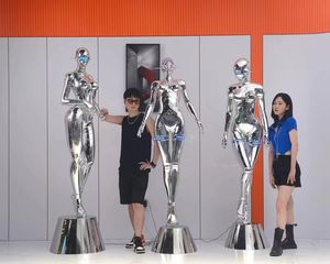 รูปปั้นไฟเบอร์กลาสไฟฟ้าโซยามะสำหรับผู้หญิงเซ็กซี่รูปปั้นห้างสรรพสินค้าคอนเสิร์ตแกนนำของตกแต่งบ้าน - Product Image 5