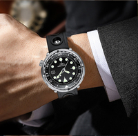 Montre de plongée saphir en acier inoxydable Montre de plongée pour homme Montres automatiques Montre de plongée avec logo personnalisé