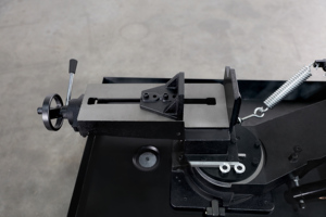 LoginFly <strong>Mini</strong> Portable Fully Automatic Aluminum Alloy Cutting <strong>Band</strong> <strong>Saw</strong> Machine New and Used Condition Pump As Core Component - Product Image 4