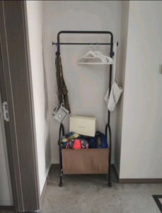 <span class=keywords><strong>Porte</strong></span>-vêtements unipolaire cintre en tissu <span class=keywords><strong>porte</strong></span>-vêtements support pour magasins mode lumière luxe grande capacité - Product Image 4