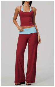 Ensemble décontracté 2 pièces en polyester tricoté imprimé pour femme – Haut court sans manches à col halter et pantalon large rayé respirant – Printemps-Été - Product Image 5