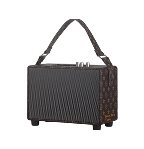 ไมโครโฟนบลูทูธไร้สายแบบพกพาขนาด6.5นิ้วพร้อมไฟ LED RGB สำหรับเต้นสแควร์และลำโพง KTV สายคล้องไหล่ - Product Image 6