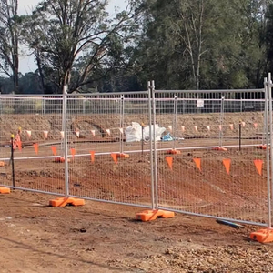 Système de clôture temporaire robuste galvanisé à chaud pour l'Australie, avec contrôle des foules et modélisation 3D pour festivals et concerts - Product Image 1