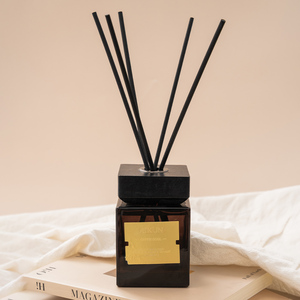 Aikun Large Capacity Square Black Glass Long Lasting <b>Reed</b> <b>Diffuser</b> with Sticks Marble Collar Gift Box for Retail Displays - Product Image 4