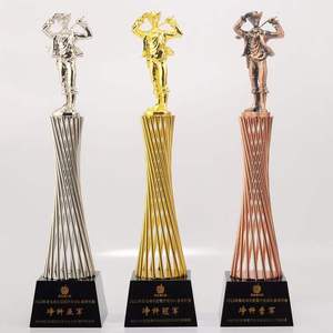 Servicio de impresión <span class=keywords><strong>3D</strong></span> STL-<span class=keywords><strong>trofeo</strong></span> impreso <span class=keywords><strong>3D</strong></span>-chapado en oro o plata - Product Image 3