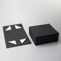Boîtes d'emballage à fermeture magnétique personnalisée, boîtes en papier carton rigide avec insertion de mousse, vente en gros, 10 pièces