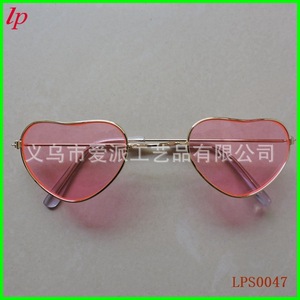 แว่นกันแดดรูปหัวใจสีชมพูกรอบทอง UV400 แฟชั่นสตรี LPS0047 - Product Image 1