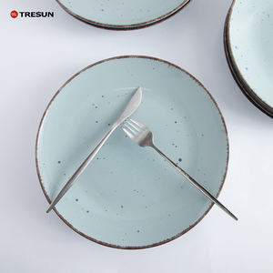 Assiette à dîner en grès classique, émaillée bicolore, peinte à la main, 10,5 et 7,5 pouces, faible MOQ, compatible lave-vaisselle, pour hôtels et restaurants - Product Image 6
