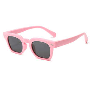 2025 lindas <span class=keywords><strong>gafas</strong></span> de <span class=keywords><strong>sol</strong></span> para niños de alta calidad cuadradas UV400 <span class=keywords><strong>gafas</strong></span> de <span class=keywords><strong>sol</strong></span> verde diseñador de moda para <span class=keywords><strong>adolescentes</strong></span> caramelo personalizado - Product Image 4