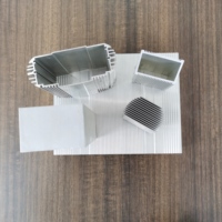 Radiateur vertical LED à extrusion, dissipateur thermique design avec tube en cuivre et plaque en aluminium – Prix compétitif