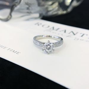 Anillo de diamante PT950 de lujo 1.057ct Piedra principal 0.162ct Piedra secundaria Nuevo gabinete superior Compromiso Platino NGTC Bodas - Product Image 1