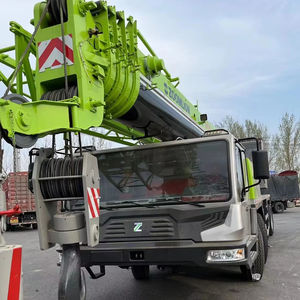 Grúa sobre Camión Zoomlion ZTC700T de 70T Usada en Buenas Condiciones, Rendimiento Estable, Motor Weichai Original para Proyectos de Construcción - Product Image 1