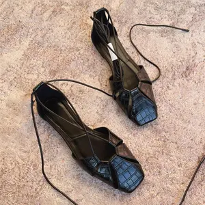 XINZI RAIN Precio más barato Sandalias romanas para mujer Marcas Moda Punta cuadrada Cuero negro Sandalias planas con tiras para mujer