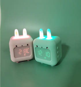 Réveil-lampe LED intelligent en forme de <span class=keywords><strong>lapin</strong></span> de dessin animé, rechargeable par USB avec lecture de musique, lumière nocturne numérique électronique à teinte bleue - Product Image 5
