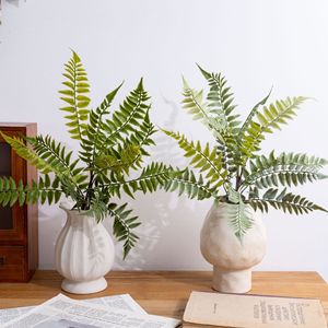 Planta Artificial de Helecho, Color Blanco y Verde, PVC, Goma Suave, 100% Hecha a Mano, Decoración para el Hogar, Ramo de Boda - Product Image 1