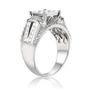 Anello da matrimonio da uomo con zirconi larghi, gioiello da dito di lusso e audace per il business - Product Image 6