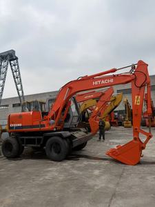 Excavatrice sur roues de 10,6 tonnes, modèle 2016-2022, d'occasion, Hitachi EX100WD, boîte de vitesses, moteur et pompe d'origine du Japon, avec moteur Isuzu - Product Image 3