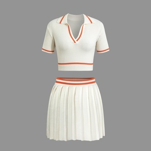 Faldas de tenis transpirables con cuello en V para mujer, OEM ODM, al por mayor, del fabricante, con media pliegua y perforaciones - Product Image 5