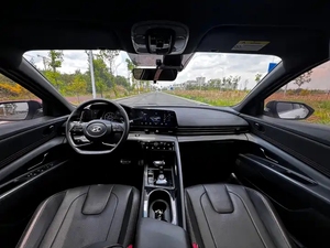 Nuevo Hyundai Elantra <span class=keywords><strong>2022</strong></span> Edición Pure Oil Elite, Sedán Compacto <span class=keywords><strong>de</strong></span> 5 Plazas, CVT, Cámara Trasera, CarPlay, ACC - Product Image 4