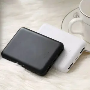 2024 Novo gadget mais vendido tipo C entrada 5000mAh super fino mini banco de potência portátil para o iPhone