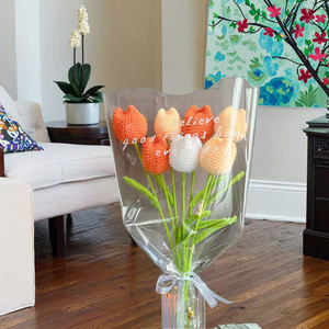 Idée cadeau créative personnalisée en gros 2025, fleurs de tulipe en laine crochetées à la main pour la fête des mères - Product Image 1