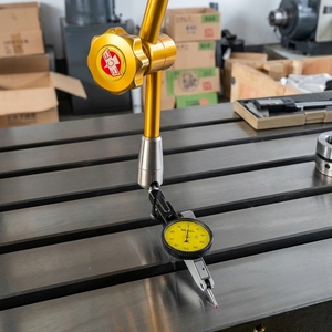 Centre d'usinage CNC <span class=keywords><strong>VMC</strong></span> 1160 direct usine, système GSK, BT40, précision 0,003 mm, 11 kW, pour acier industriel et moules automobiles - Product Image 5