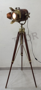Projecteur nautique avec trépied en bois, lampadaire moderne de haute qualité, décoration de salon et de bureau - Product Image 6