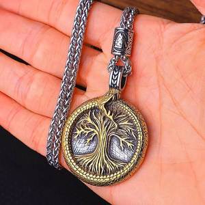 Collier pendentif en acier titane pour homme, style vintage, arbre de vie viking, charme Ouroboros, bijoux de mythologie nordique - Product Image 3