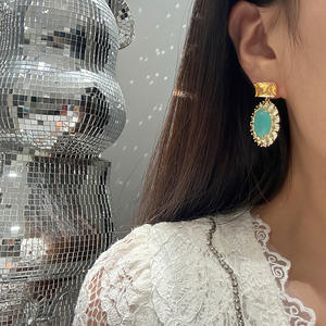 非常奢华的紫色水晶方形品牌钻石耳环大气时尚简约高端昂贵全套精致耳环风格 - Product Image 2