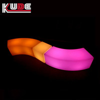 Meubles de bar d'extérieur modernes en rotomoulage lumineux à LED, banc LED, tabouret de bar, table lumineuse avec 16 couleurs changeantes