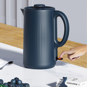 กาต้มน้ำไฟฟ้า 1.7 ลิตร สแตนเลสสตีล ต้มเร็ว สำหรับใช้ในครัวเรือน 304 ระบบปิดอัตโนมัติ มาตรฐานยุโรป 220V - Product Image 3