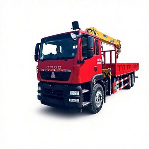 Grue montée sur camion de chantier robuste avec flèche télescopique X-CMG, personnalisable pour la levée en construction et le transport de marchandises - Product Image 1