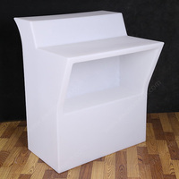 Tables de bar en plastique avec éclairage LED moderne, meubles rechargeables pour hôtels, centres commerciaux, élégantes, pour bars à cocktails, cafés, design de comptoir de bar