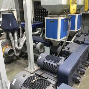 เครื่องเป่าฟิล์มแบบสองสถานีความเร็วสูงสำหรับผลิตถุงช้อปปิ้งโพลีเอทิลีน หัวฉีดพลาสติก PE เครื่องอัดรีดขึ้นรูปพลาสติกแบบยืดขนาดเล็ก - Product Image 4