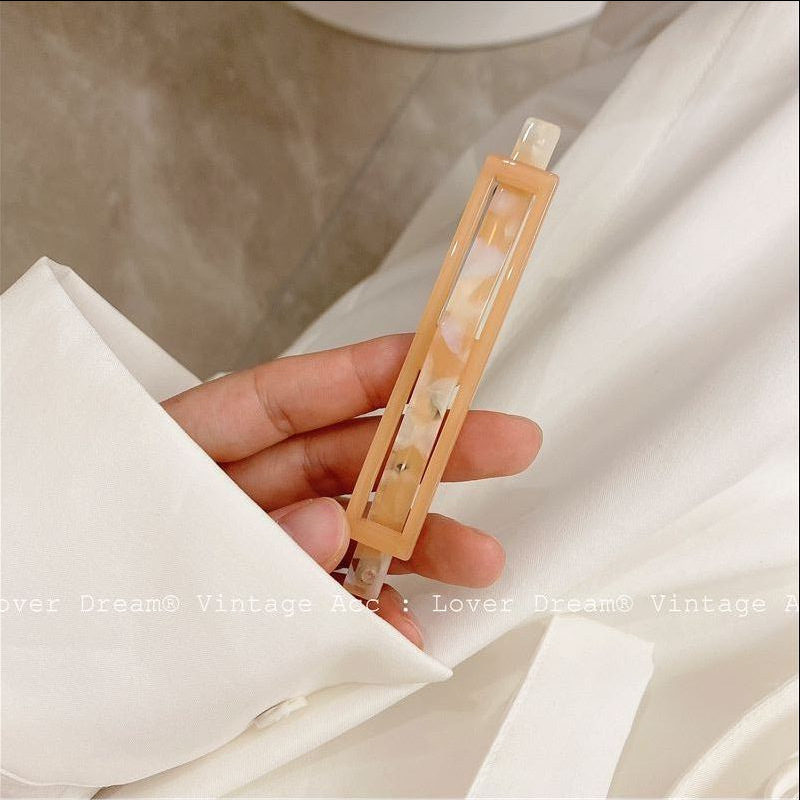 В стиле ретро с геометрическим принтом, акриловые ацетат целлюлозы слово зажим с круглым вырезом горловины, платье банана для девочек Женская обувь для путешествий темперамент шпилька ацетат заколка для волос