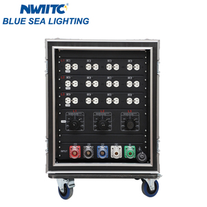 صندوق توزيع طاقة بـ 12 منفذ أمريكي إديسون 20 أمبير، 3 مخارج، 19 سن سوكابكس - Product Image 1