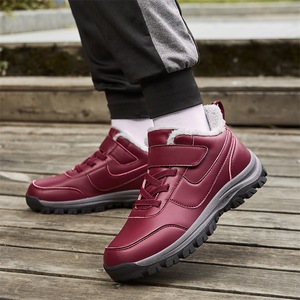 Botas de nieve de cuero impermeables para mujer, botas de invierno hasta el tobillo con punta redonda y suela de goma forrada de felpa MX2688 - Product Image 4