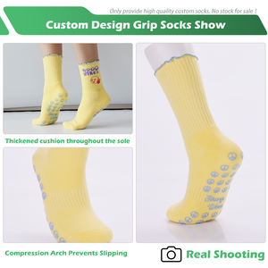 Calcetín de Yoga con agarre de algodón de alta calidad para mujer, calcetines con ribete de volantes para Yoga, Calcetines antideslizantes personalizados para Pilates - Product Image 3
