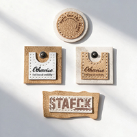 Patch en cuir PU et métal avec logo de marque personnalisé pour pulls en tricot, casquettes, housses d'ordinateur portable, écharpes en tricot, sandales tendance
