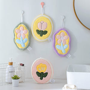 Toalla de Mano Absorbente de Felpa de Coral, 4 Diseños, Toallas de Baño de Microfibra Cálidas con Lazo para Colgar, Regalos de Cumpleaños - Product Image 4