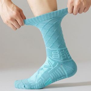 Chaussettes de sport haute performance HSK 007, chaussettes de basketball avec amorti et absorption des chocs - Product Image 5