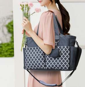 Sac à langer multifonctionnel pour tout-petits, sac de voyage pour maman et papa avec poche isotherme - Product Image 5