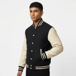 Veste de baseball universitaire pour homme avec logo personnalisé, design brodé, manches en cuir de vache, veste noire de style Letterman pour couples - Product Image 1