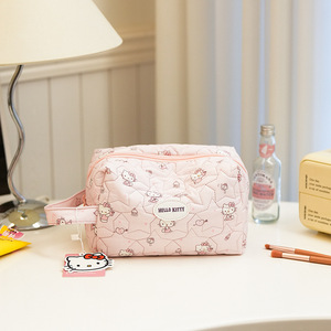 Nueva <span class=keywords><strong>Bolsa</strong></span> de Maquillaje Portátil Acolchada con Forma de Nube de <span class=keywords><strong>Hello</strong></span> <span class=keywords><strong>Kitty</strong></span>, Linda para Niñas, <span class=keywords><strong>Bolsa</strong></span> de Almacenamiento para Viajes - Product Image 6