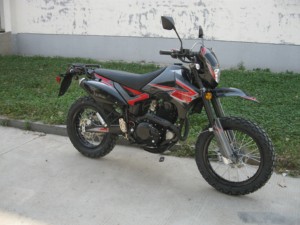 Motocicleta Todoterreno - Product Image 1
